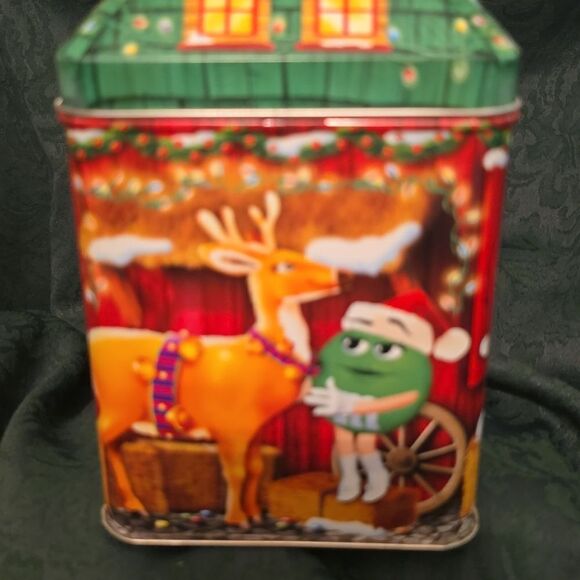 M&Ms Christmas Village‎ Series reindeer farm #16 Limited Edition canister 2003 - Picture 4 of 9